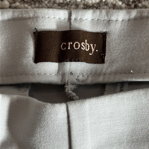 Light Gray Crosby Pull On Crop pant, size 6 - Picture 4 of 7